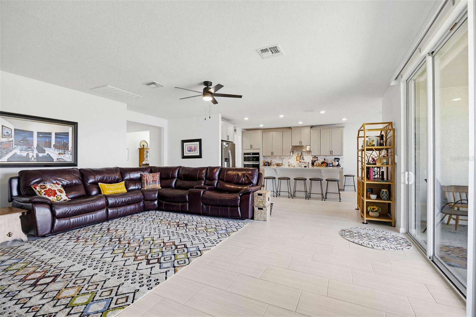 Image 10 of 49 For 2016 Rosewood Drive