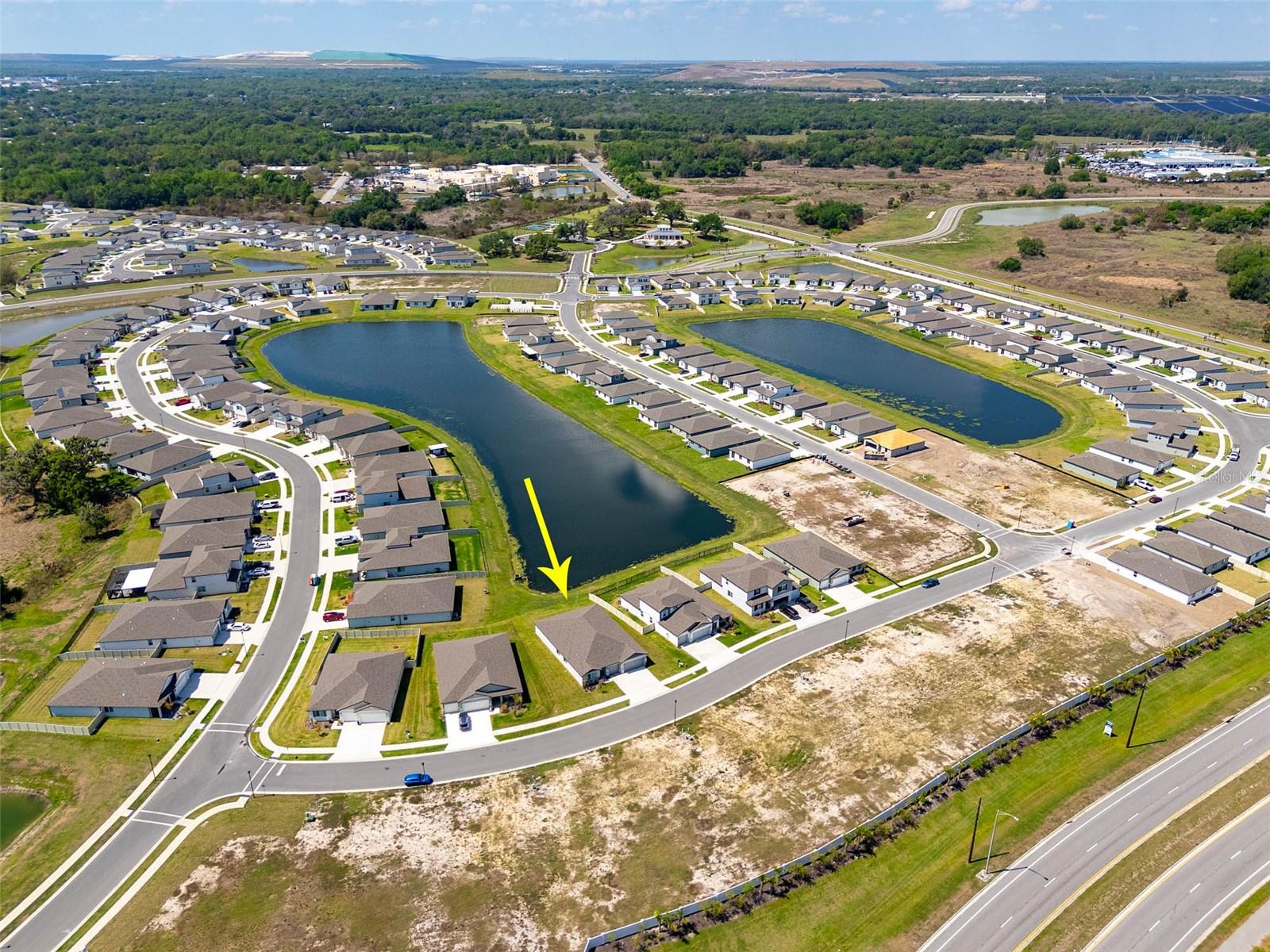 Image 37 of 49 For 2016 Rosewood Drive