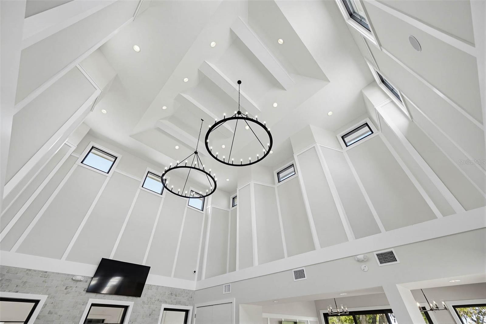 Image 42 of 49 For 2016 Rosewood Drive