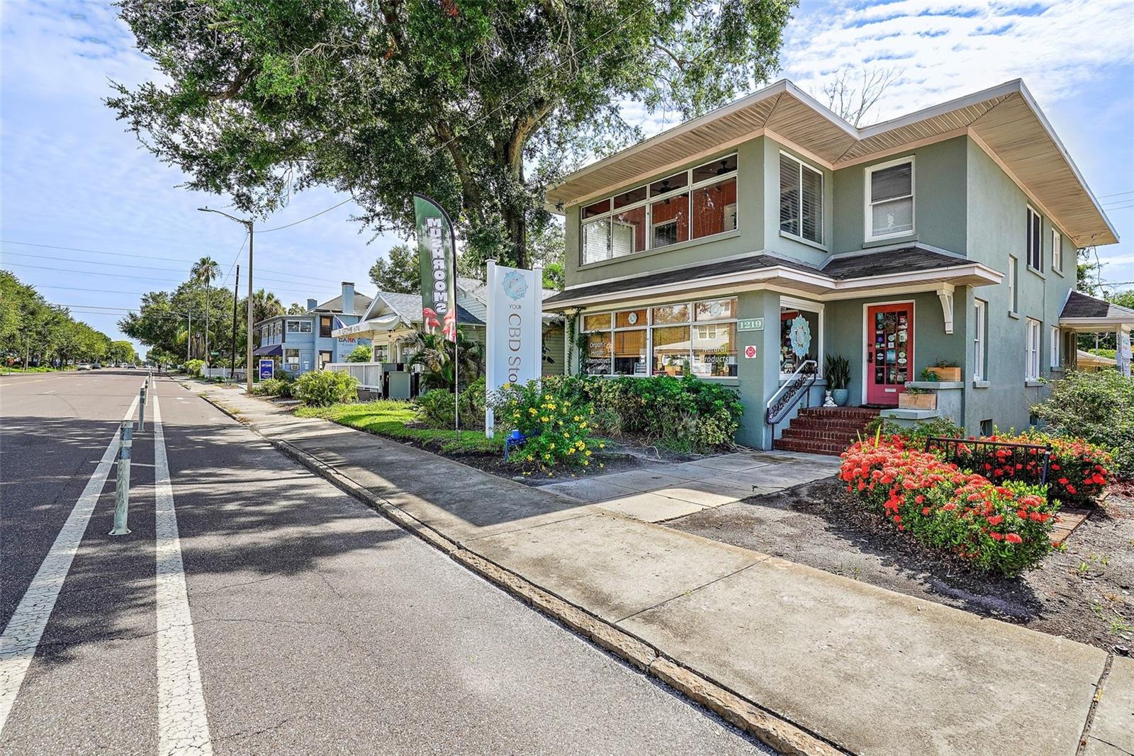 Image 27 of 32 For 779 12th Ave N