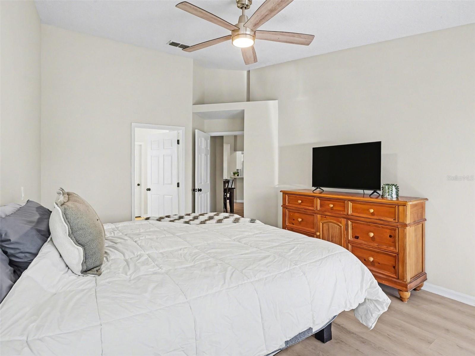 Image 12 of 40 For 3772 Ventura Cove Dr