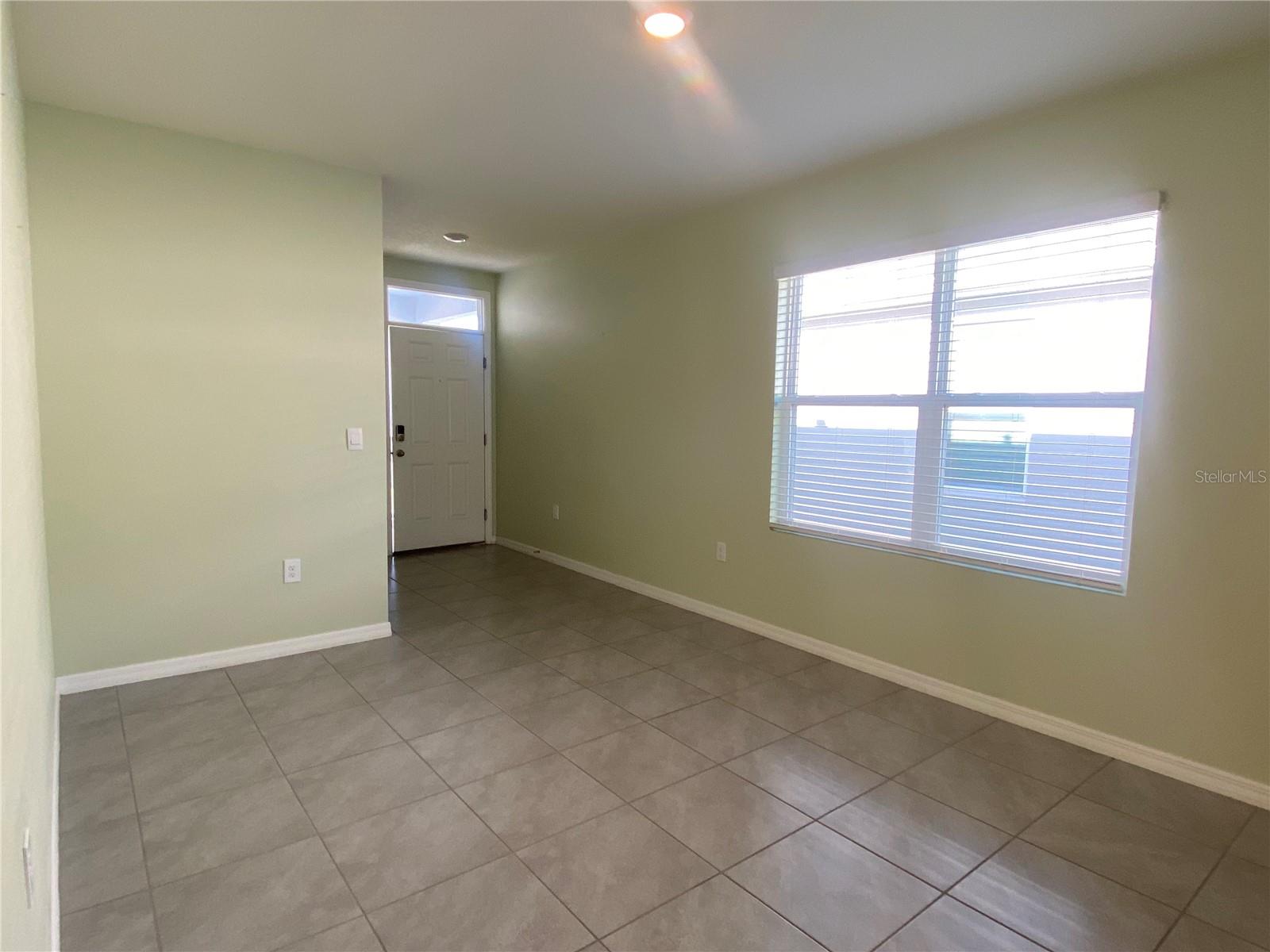 Image 2 of 23 For 33801 Jasmine Star Loop