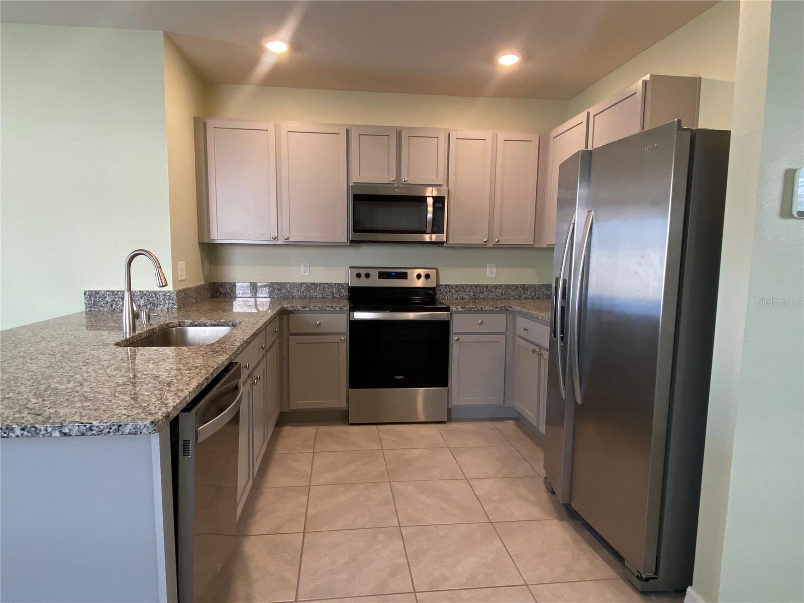 Image 6 of 23 For 33801 Jasmine Star Loop