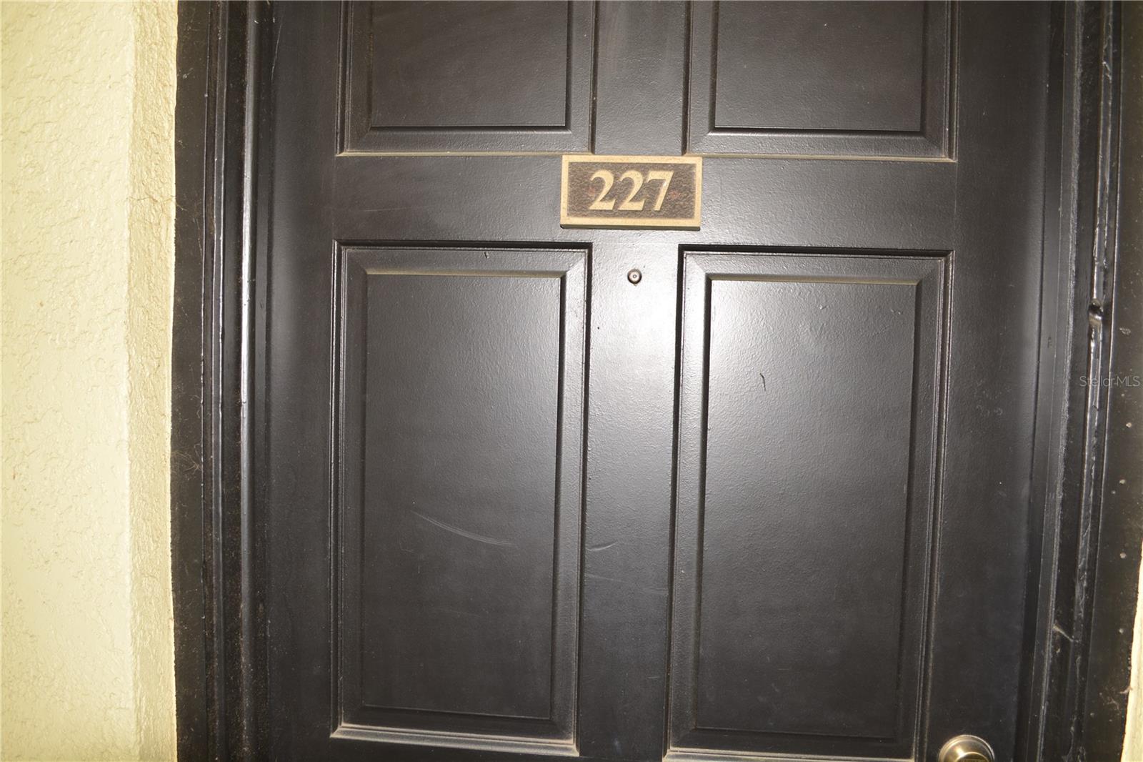 Image 2 of 21 For 3206 Azeele Street 227