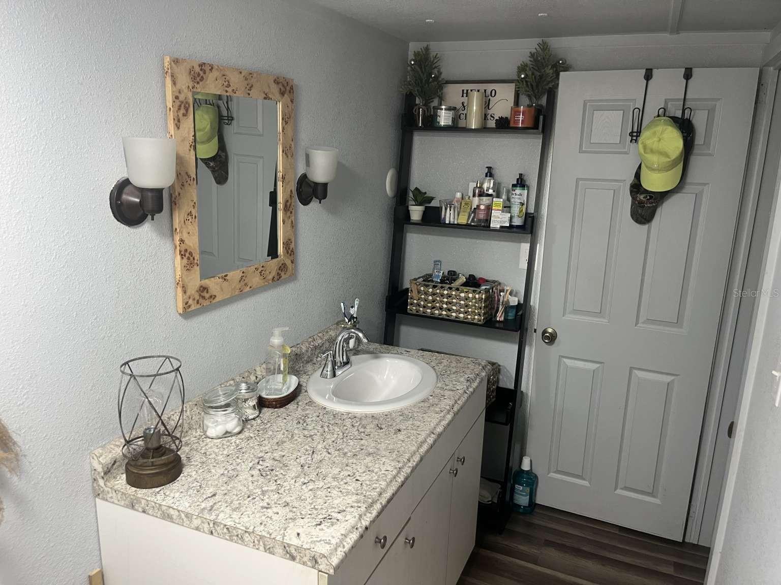 Image 6 of 20 For 1511 Gaines Road