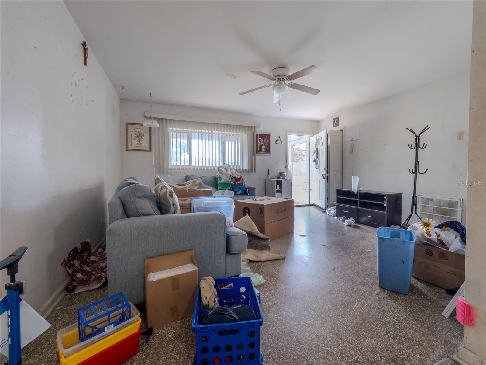 Image 14 of 27 For 313 Beverly Boulevard