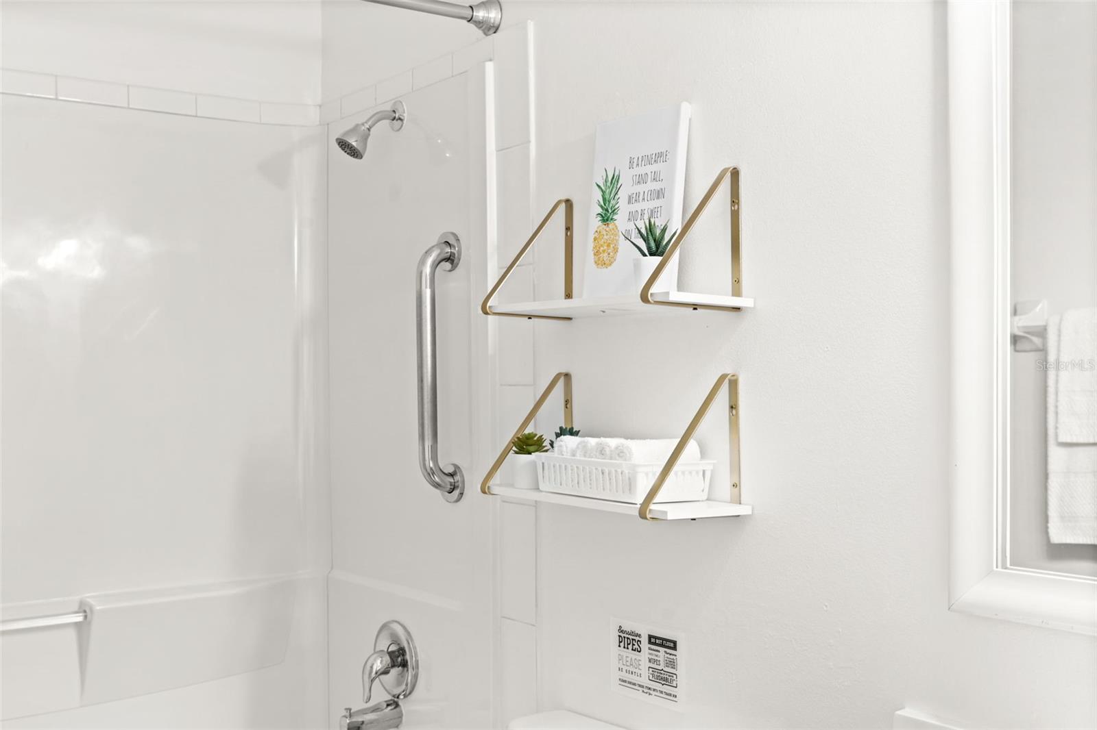 Image 18 of 30 For 4215 Bay Drive 1806d