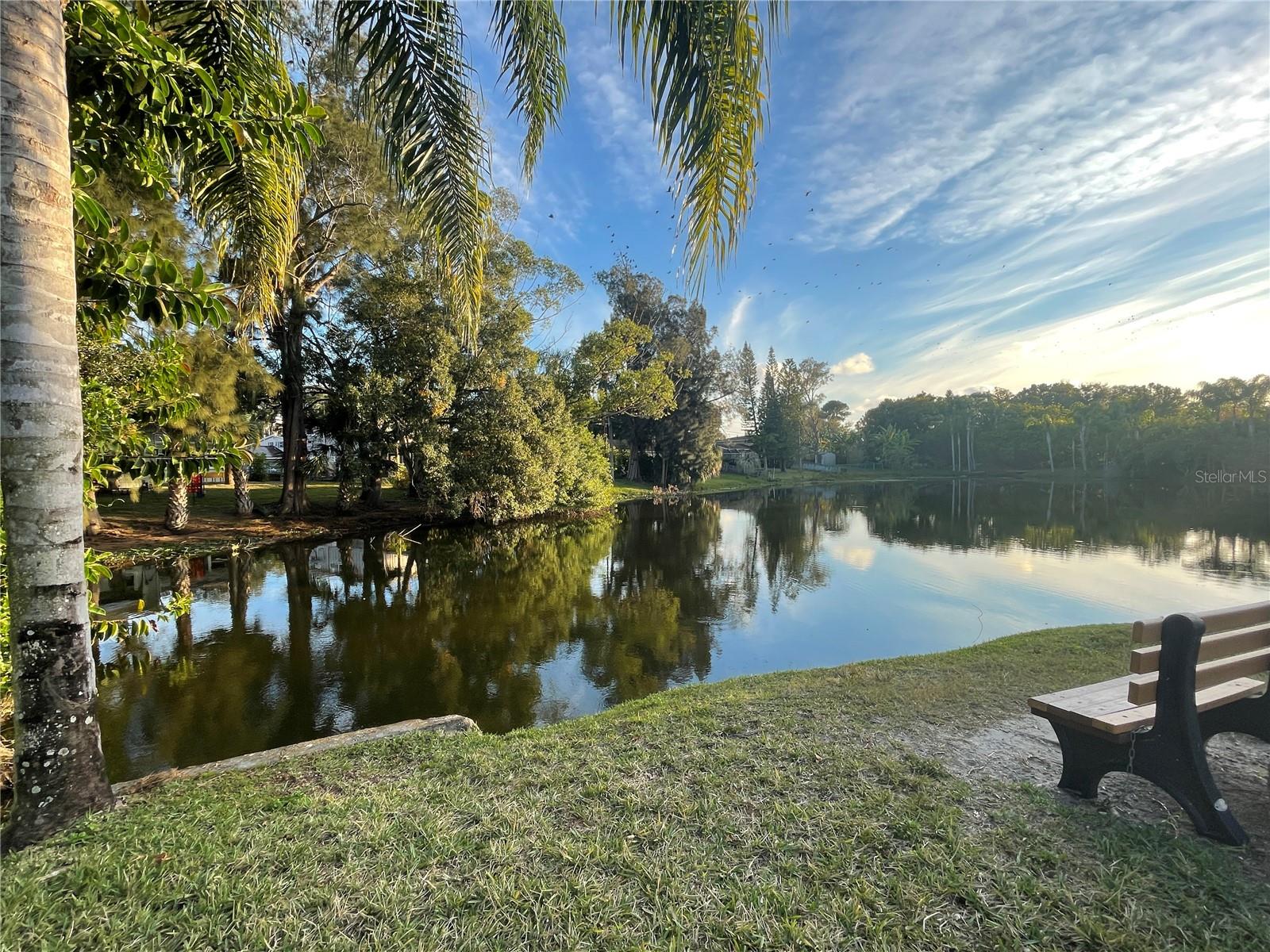 Image 21 of 30 For 4215 Bay Drive 1806d