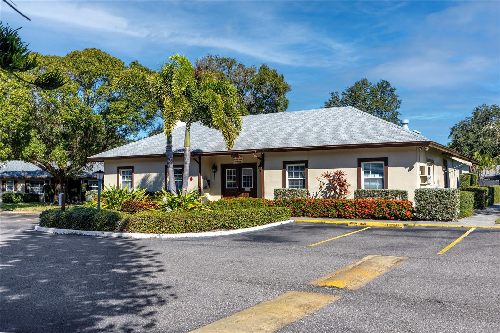 Image 25 of 30 For 4215 Bay Drive 1806d