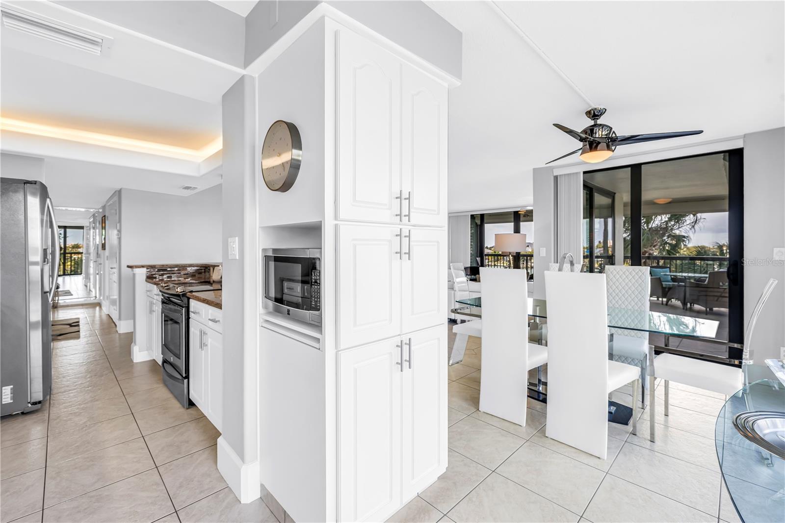 Image 10 of 42 For 9495 Blind Pass Road 308