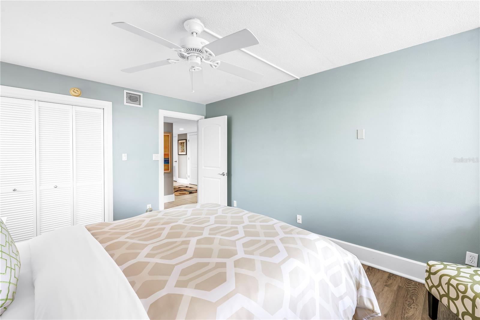 Image 25 of 42 For 9495 Blind Pass Road 308