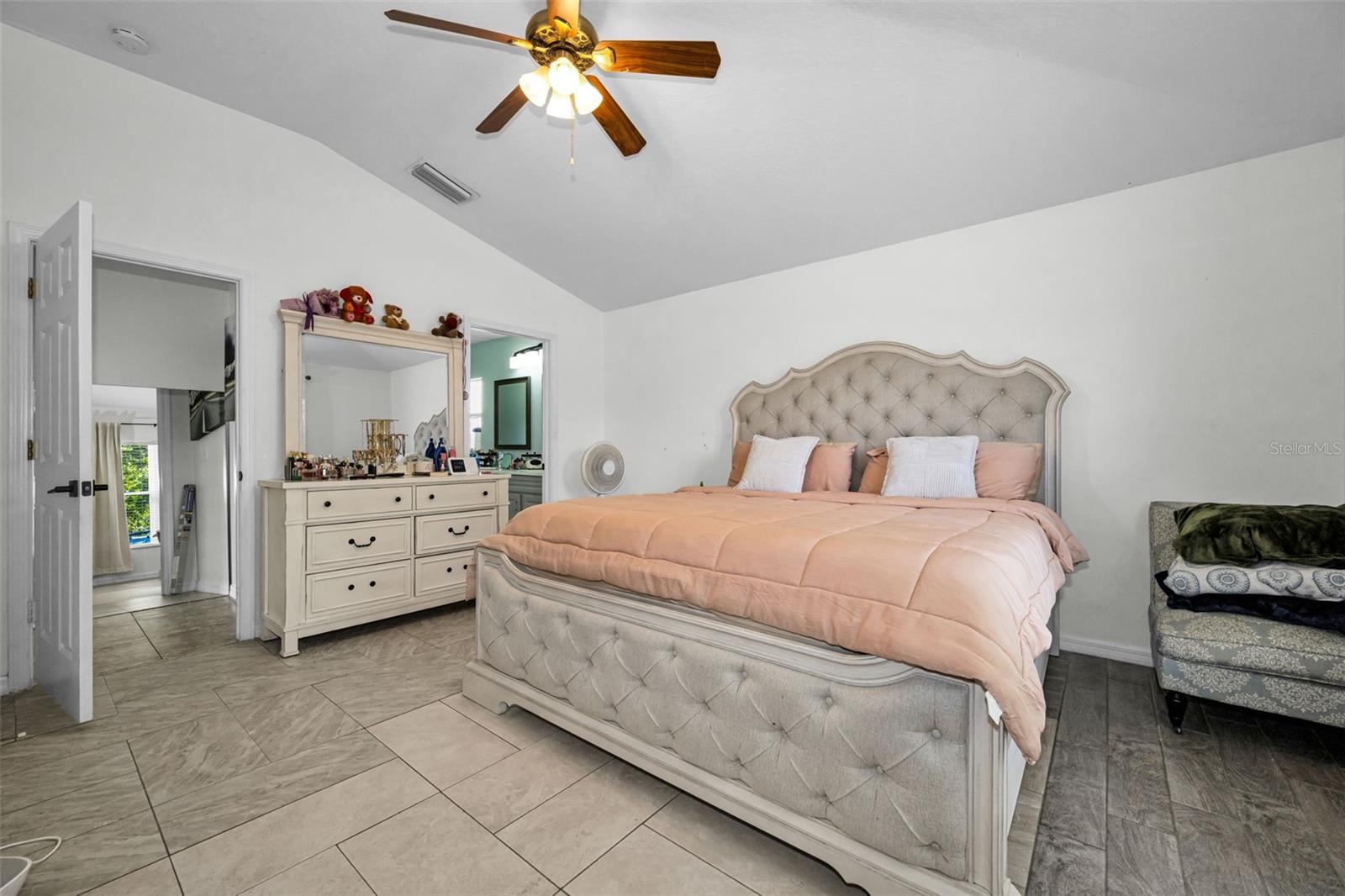 Image 16 of 60 For 25841 Crippen Drive