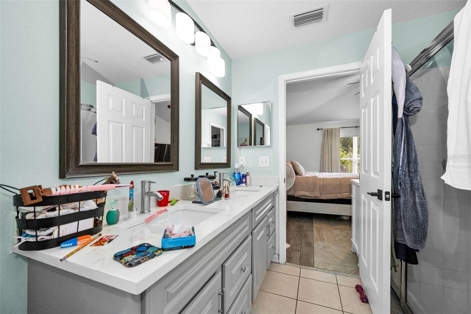 Image 19 of 60 For 25841 Crippen Drive