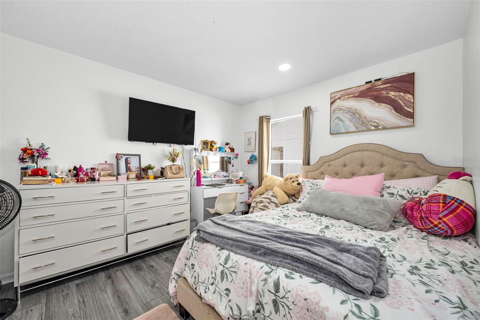 Image 21 of 60 For 25841 Crippen Drive