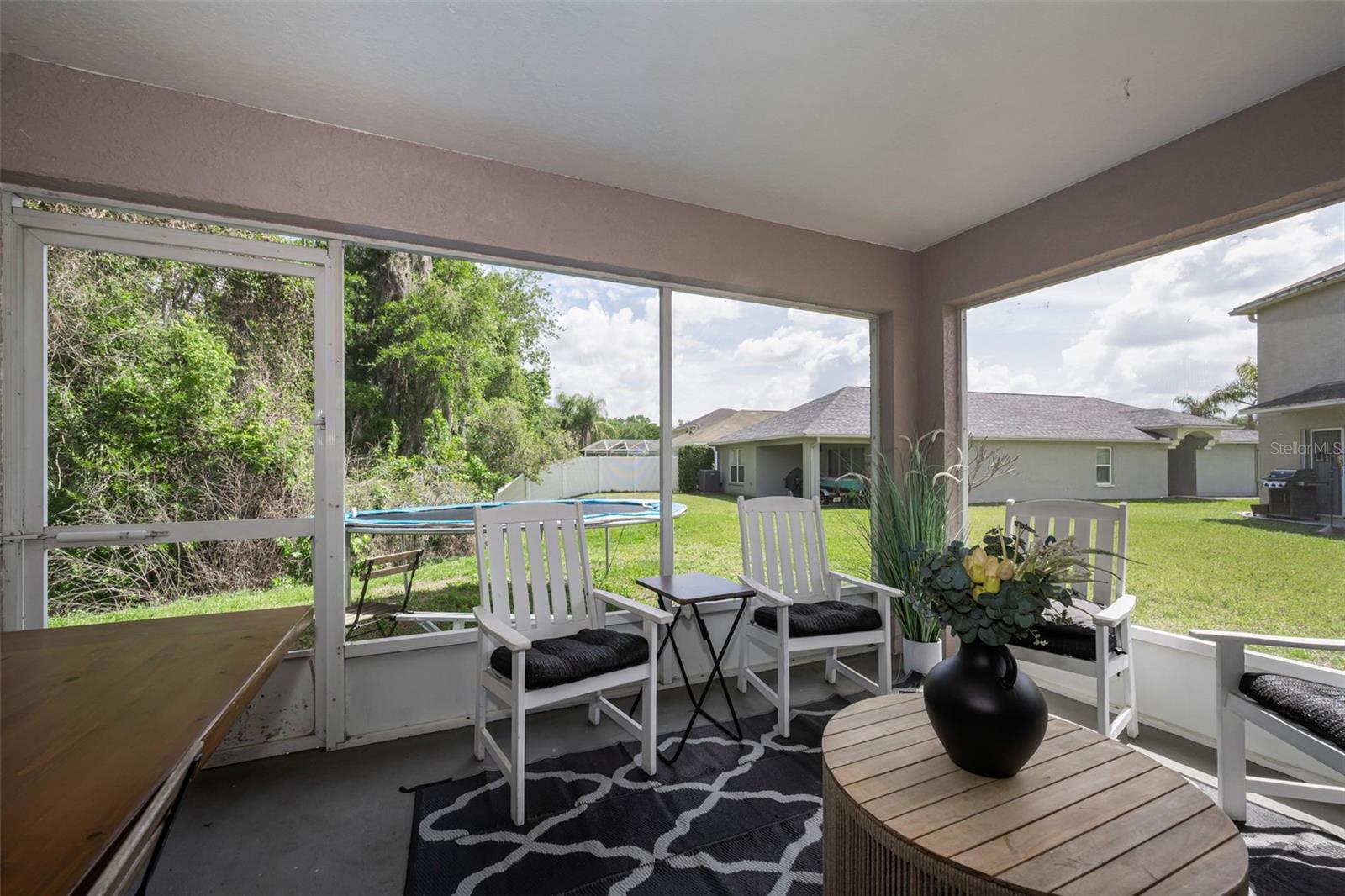 Image 26 of 60 For 25841 Crippen Drive