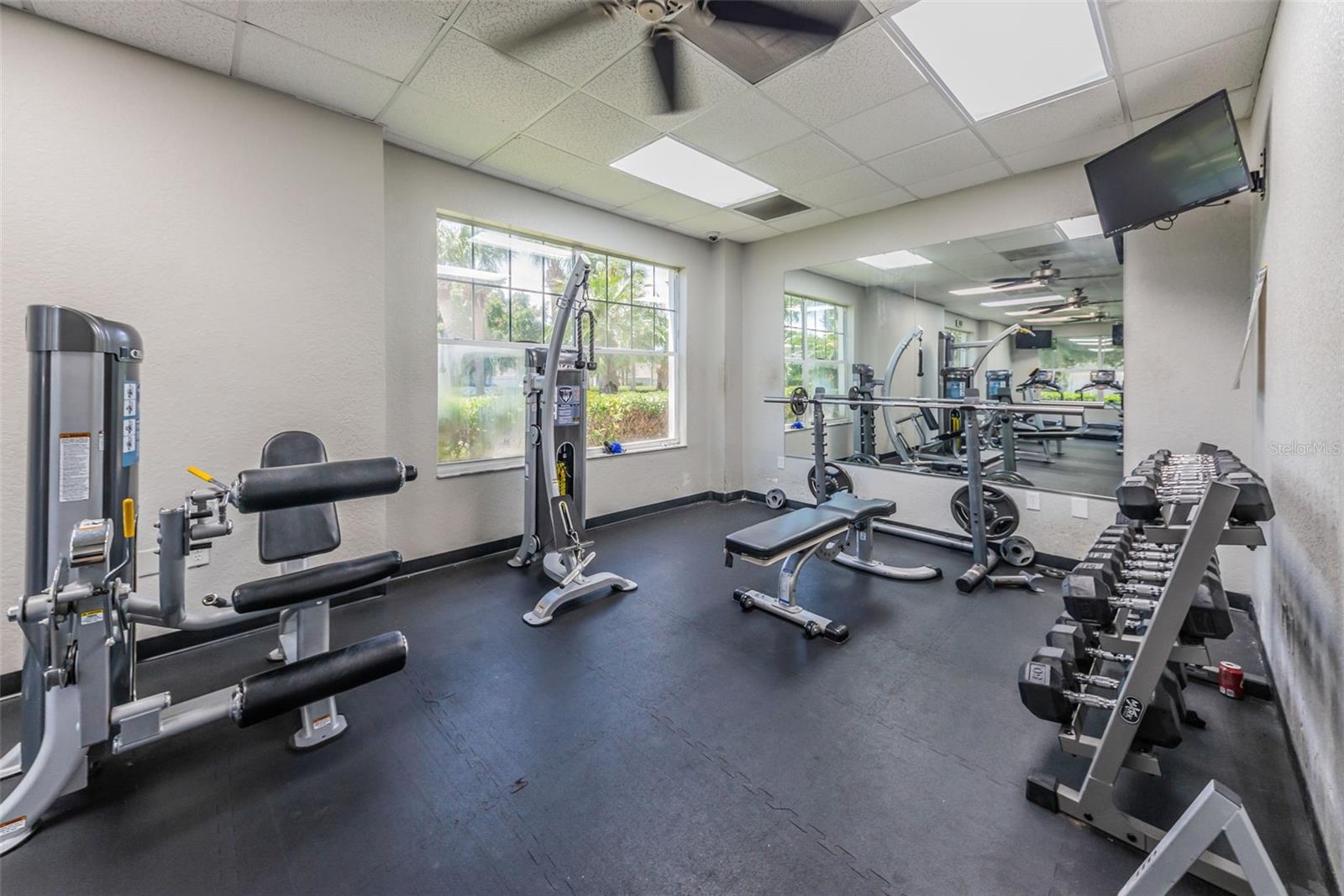 Image 38 of 60 For 25841 Crippen Drive