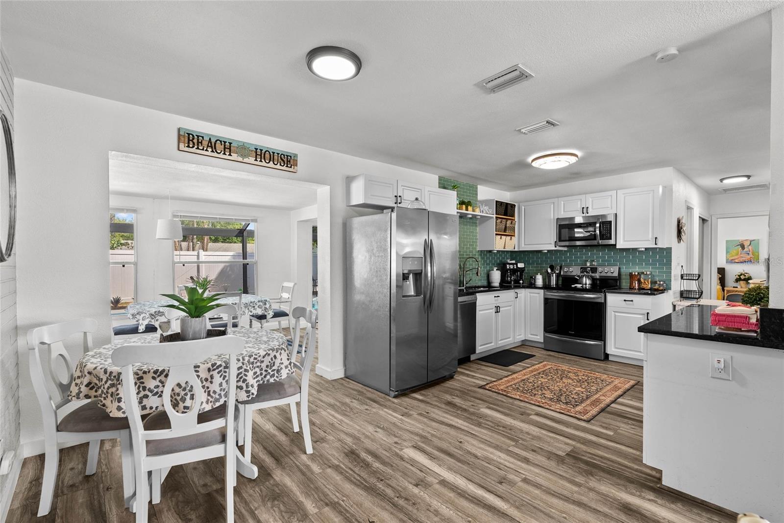 Image 10 of 42 For 10943 90th Avenue