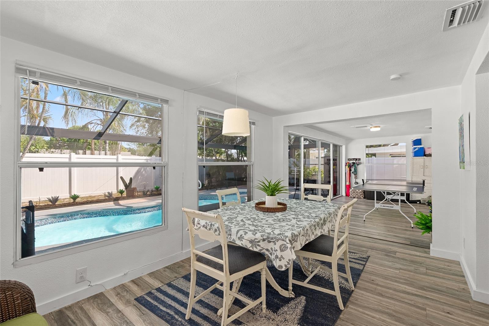 Image 12 of 42 For 10943 90th Avenue