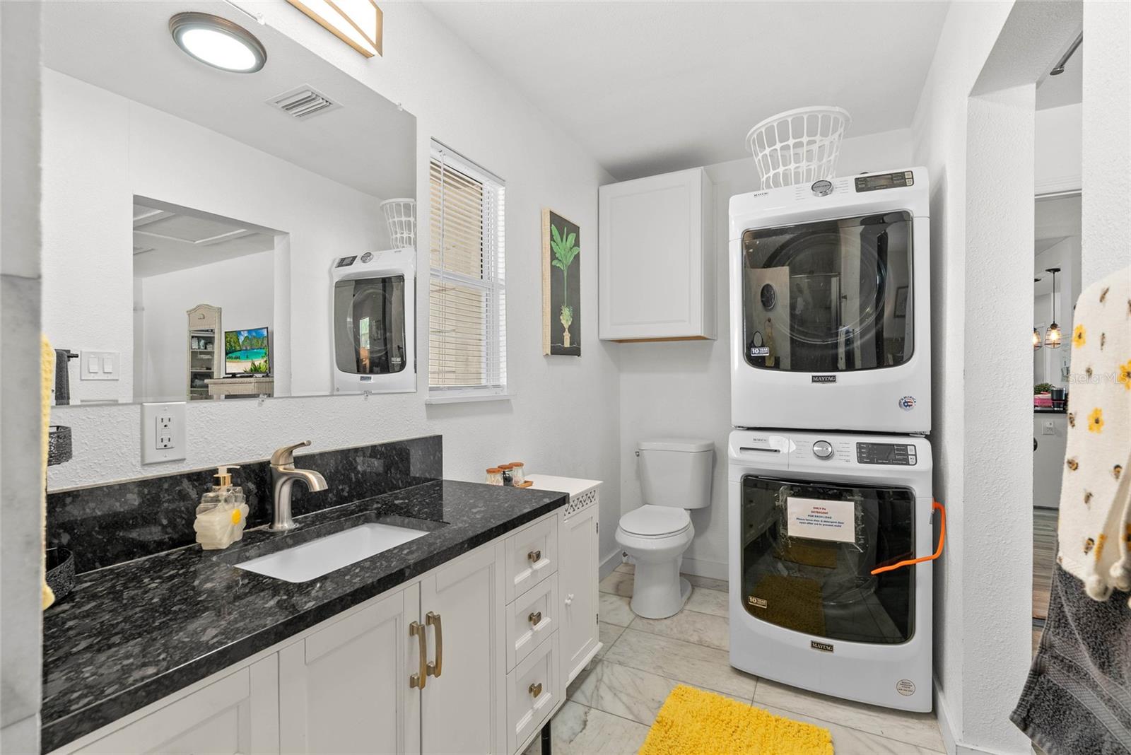 Image 19 of 42 For 10943 90th Avenue