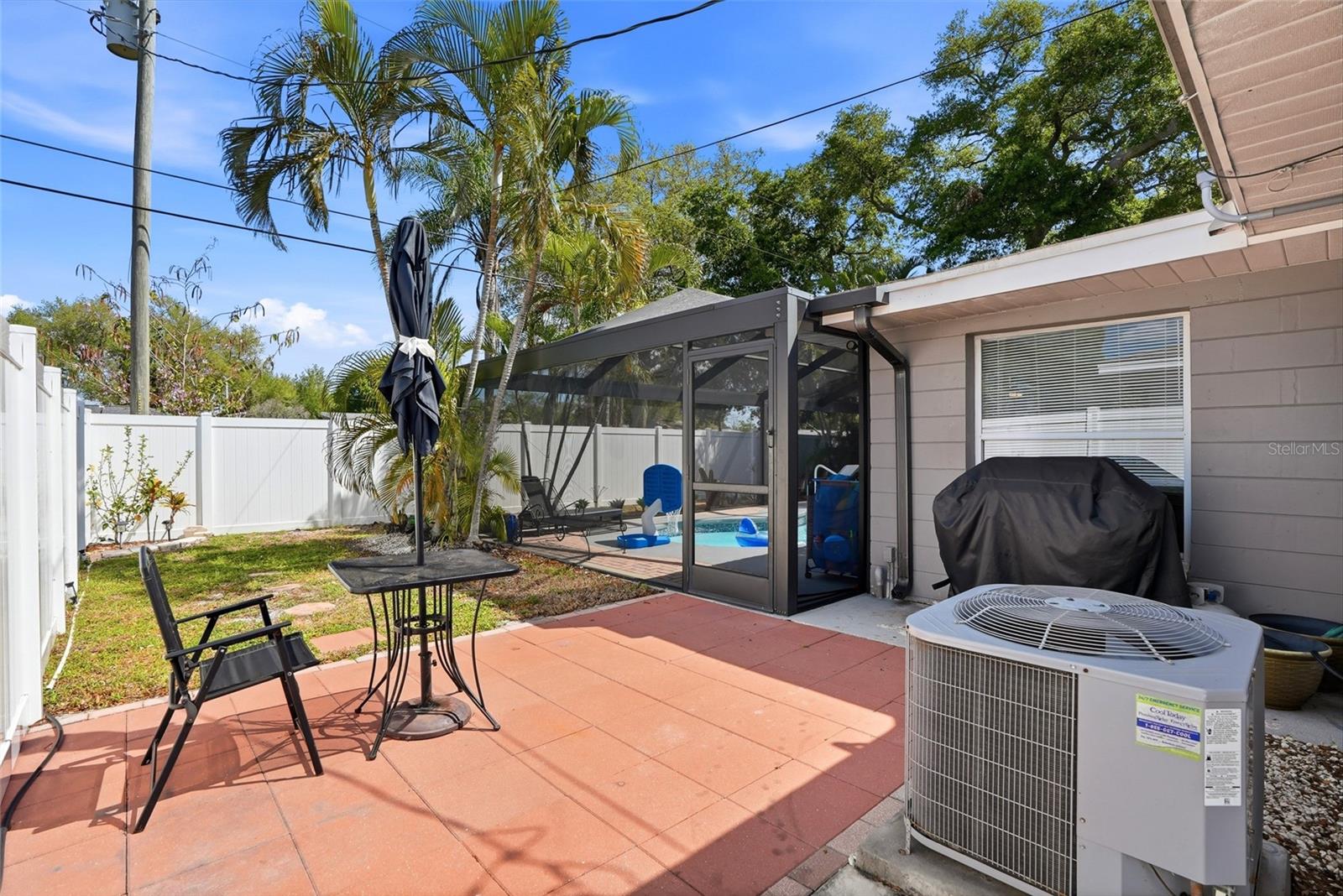 Image 31 of 42 For 10943 90th Avenue