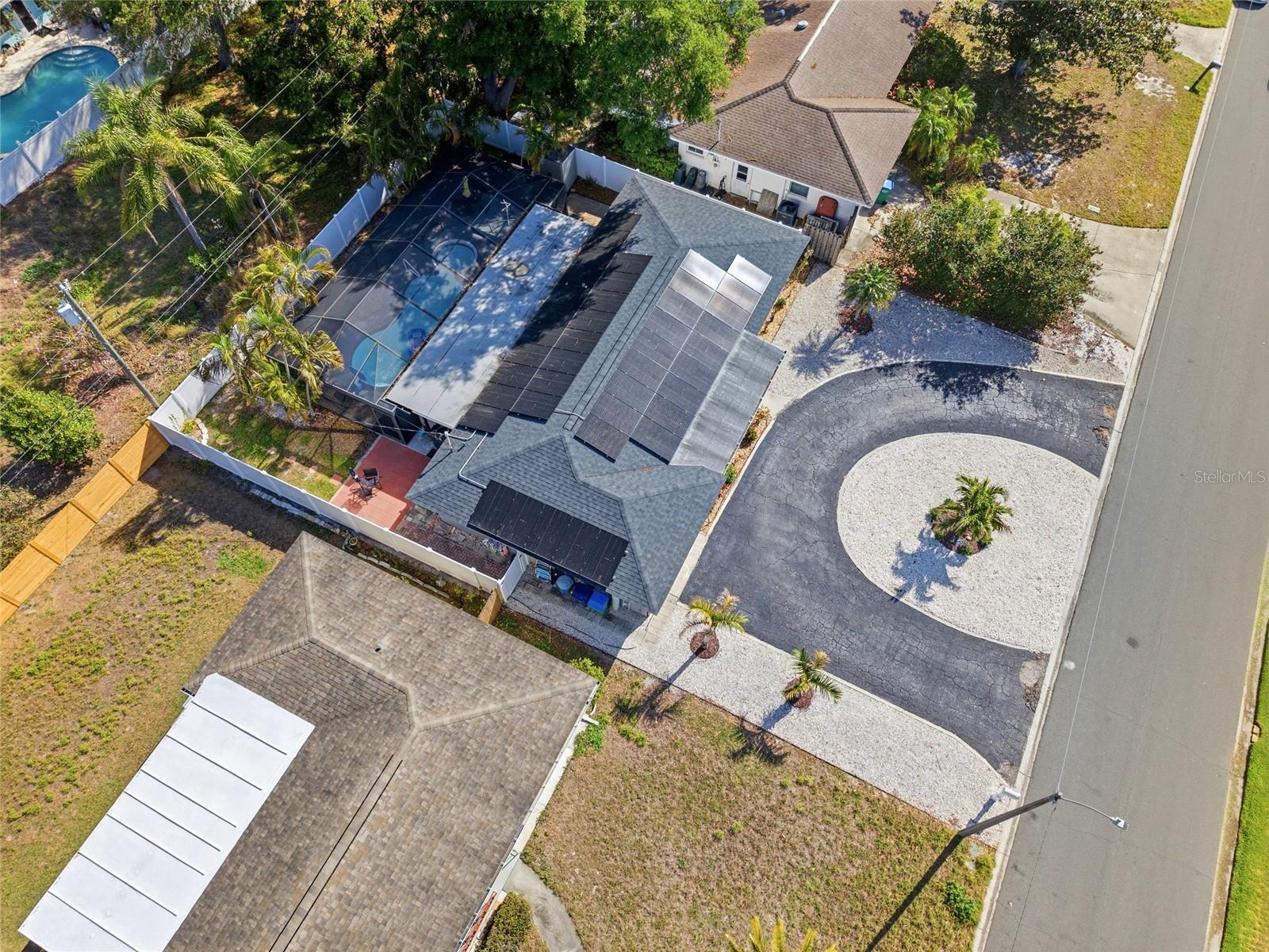 Image 34 of 42 For 10943 90th Avenue