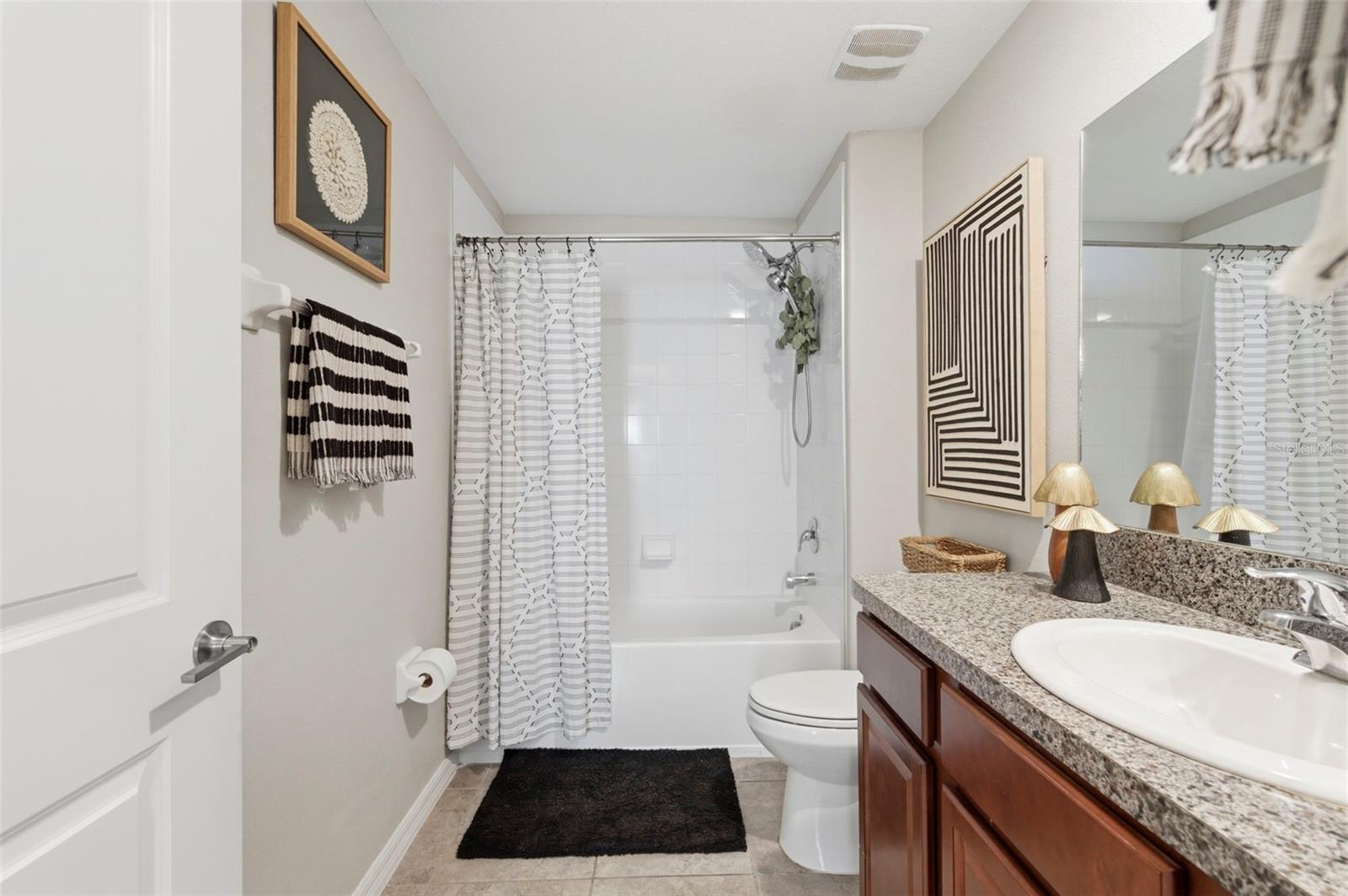 Image 22 of 37 For 12611 Lemon Pepper Drive