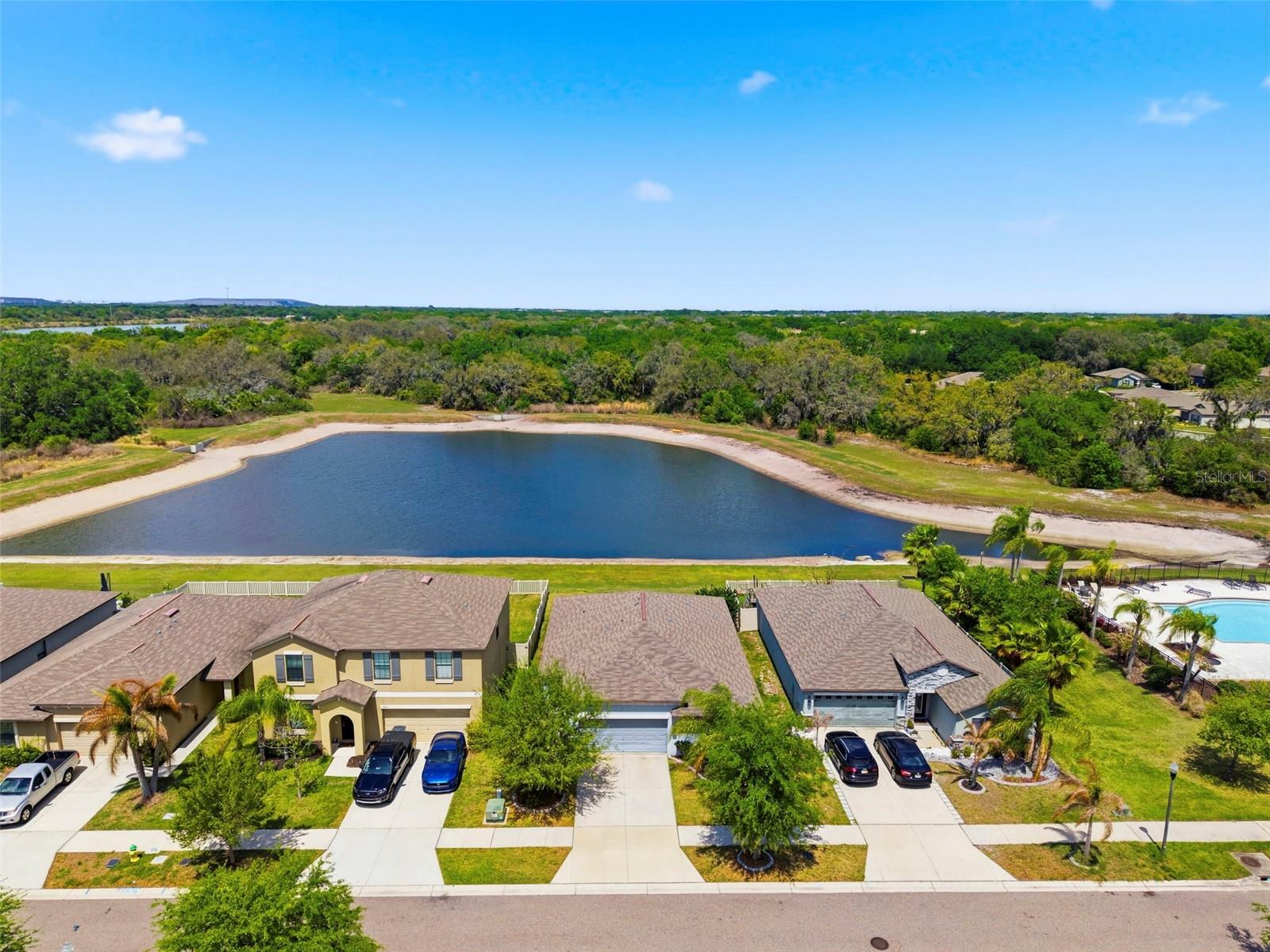 Image 32 of 37 For 12611 Lemon Pepper Drive