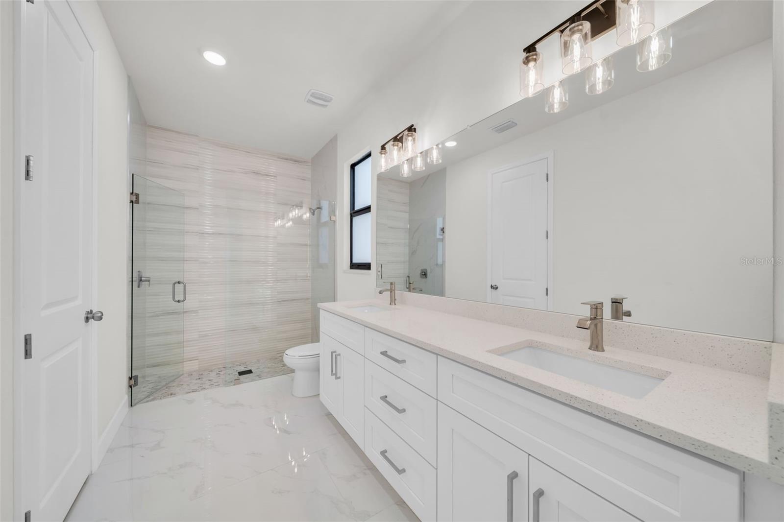 Image 14 of 23 For 446 Skyland Lane