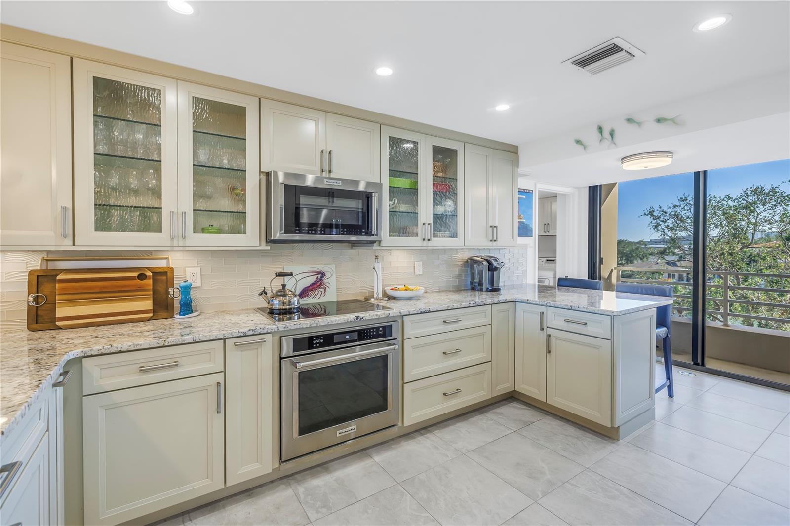 Image 18 of 55 For 2795 Kipps Colony Drive S 305