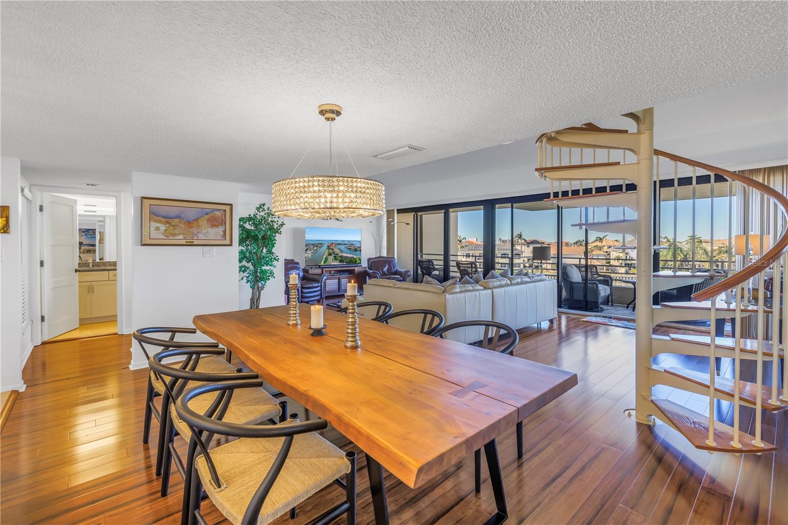 Image 23 of 55 For 2795 Kipps Colony Drive S 305