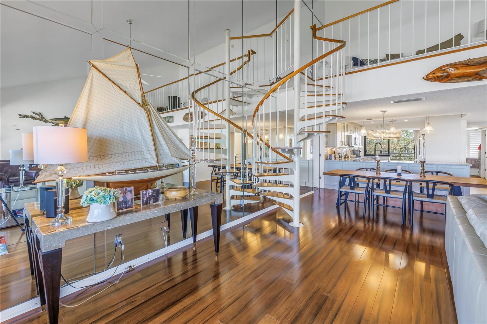 Image 28 of 55 For 2795 Kipps Colony Drive S 305