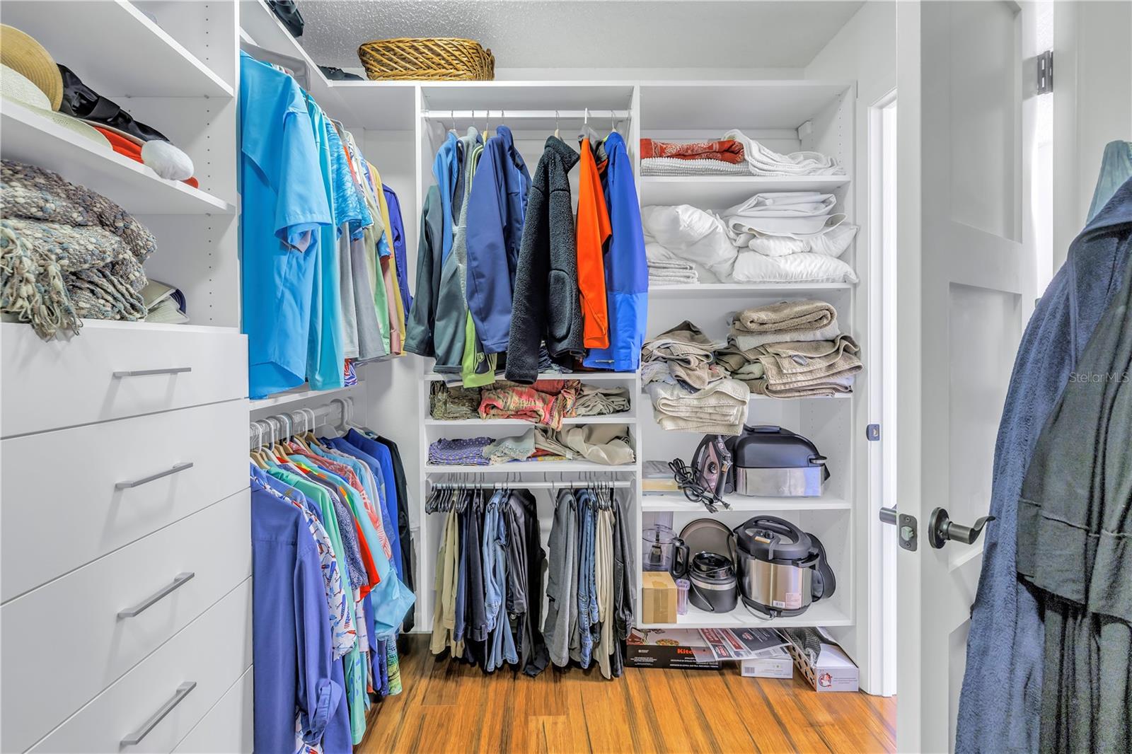 Image 43 of 55 For 2795 Kipps Colony Drive S 305