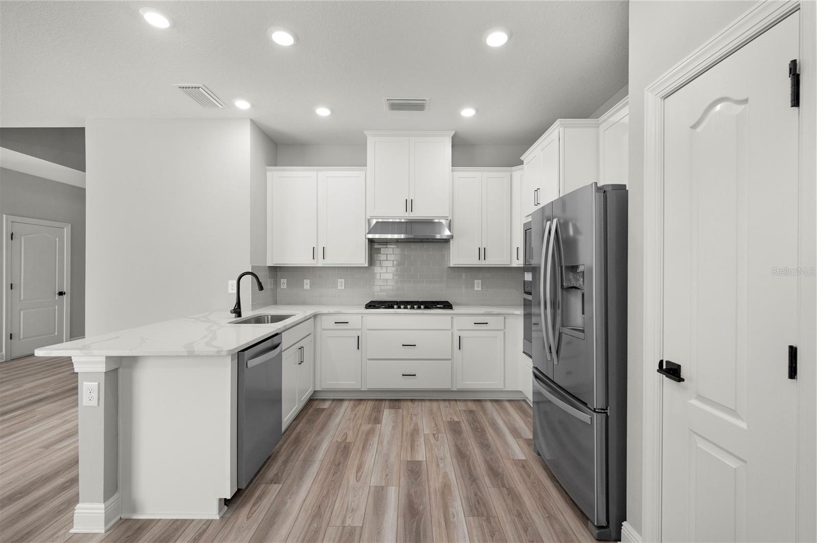 Image 2 of 8 For 7665 Somersworth Drive