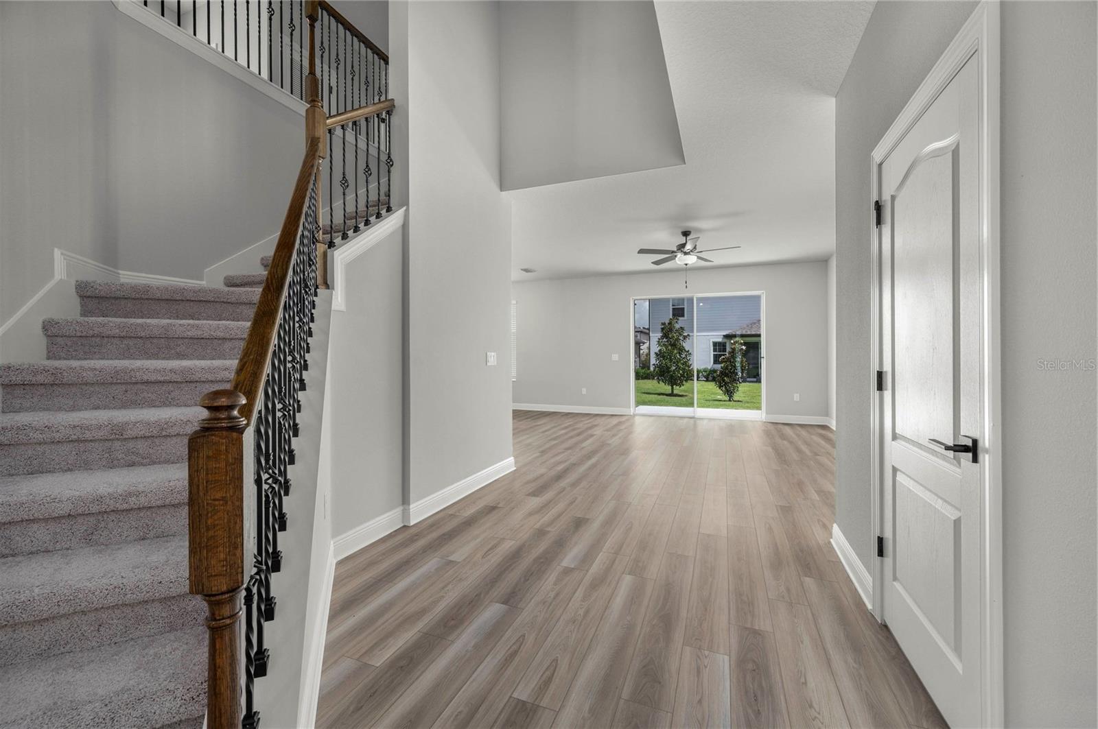 Image 6 of 8 For 7665 Somersworth Drive