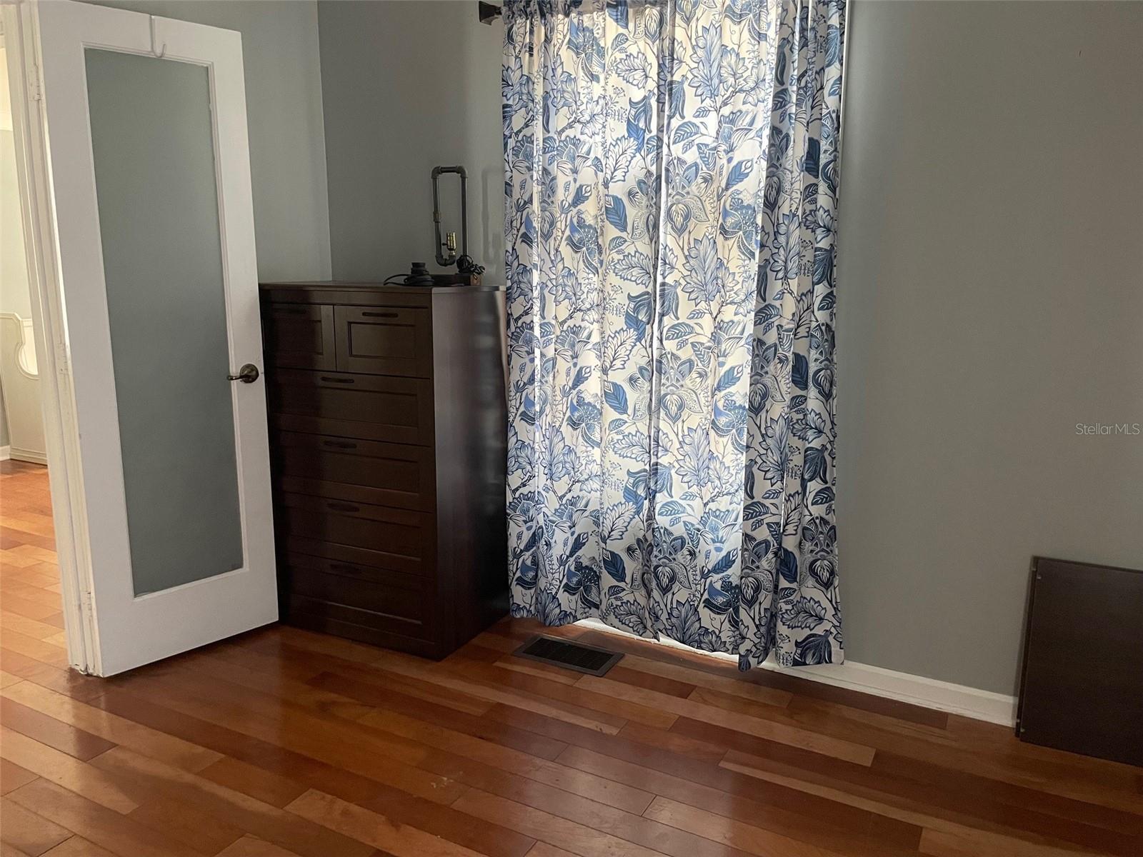 Image 3 of 20 For 5419 9th  