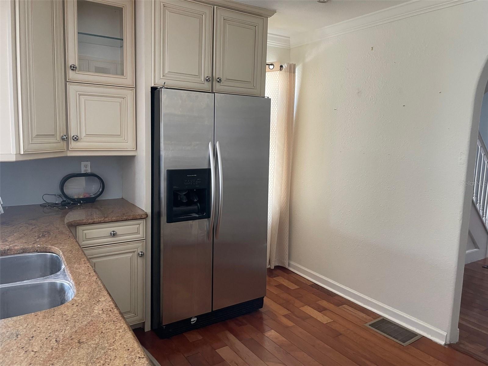 Image 6 of 20 For 5419 9th  