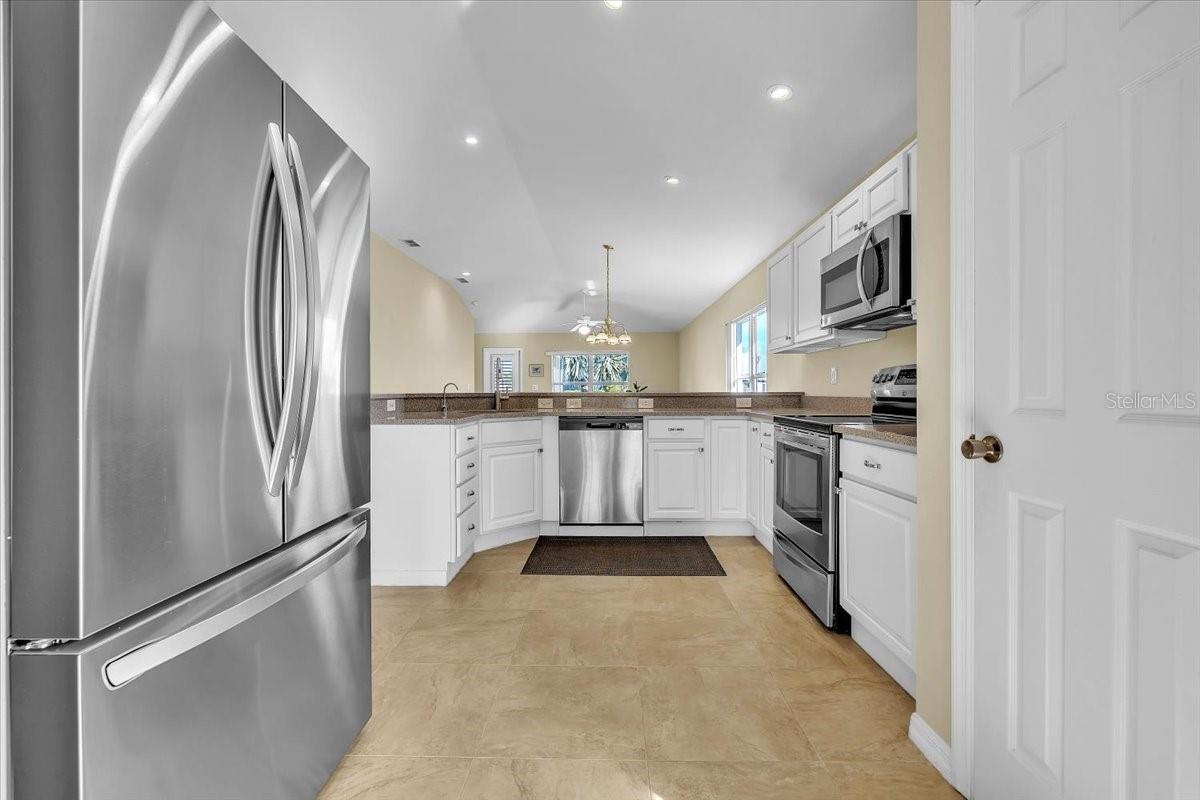 Image 13 of 74 For 8571 Gassner Way