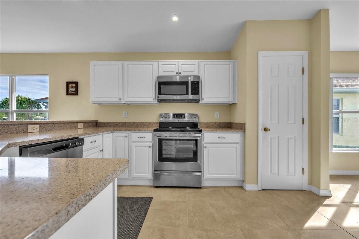 Image 25 of 74 For 8571 Gassner Way