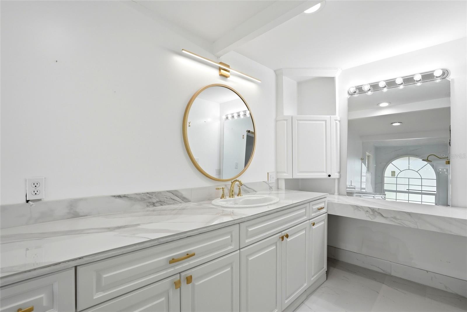 Image 23 of 41 For 516 5th Avenue N