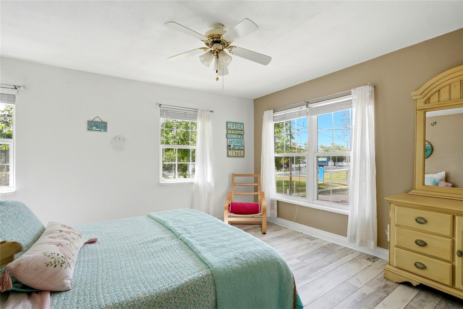 Image 28 of 41 For 516 5th Avenue N