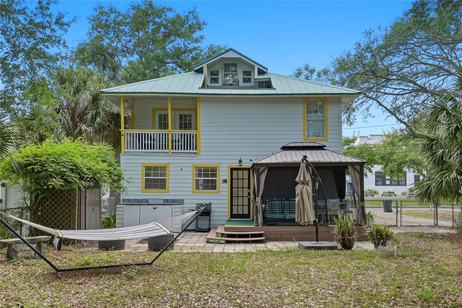 Image 3 of 41 For 516 5th Avenue N