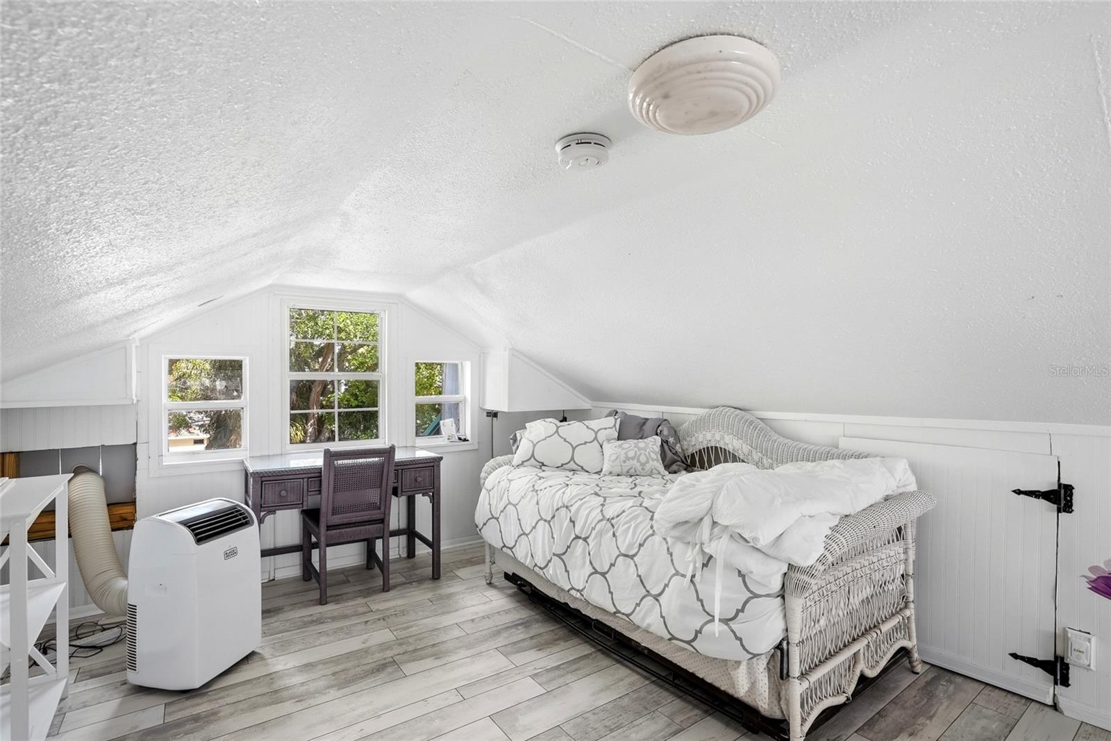 Image 32 of 41 For 516 5th Avenue N