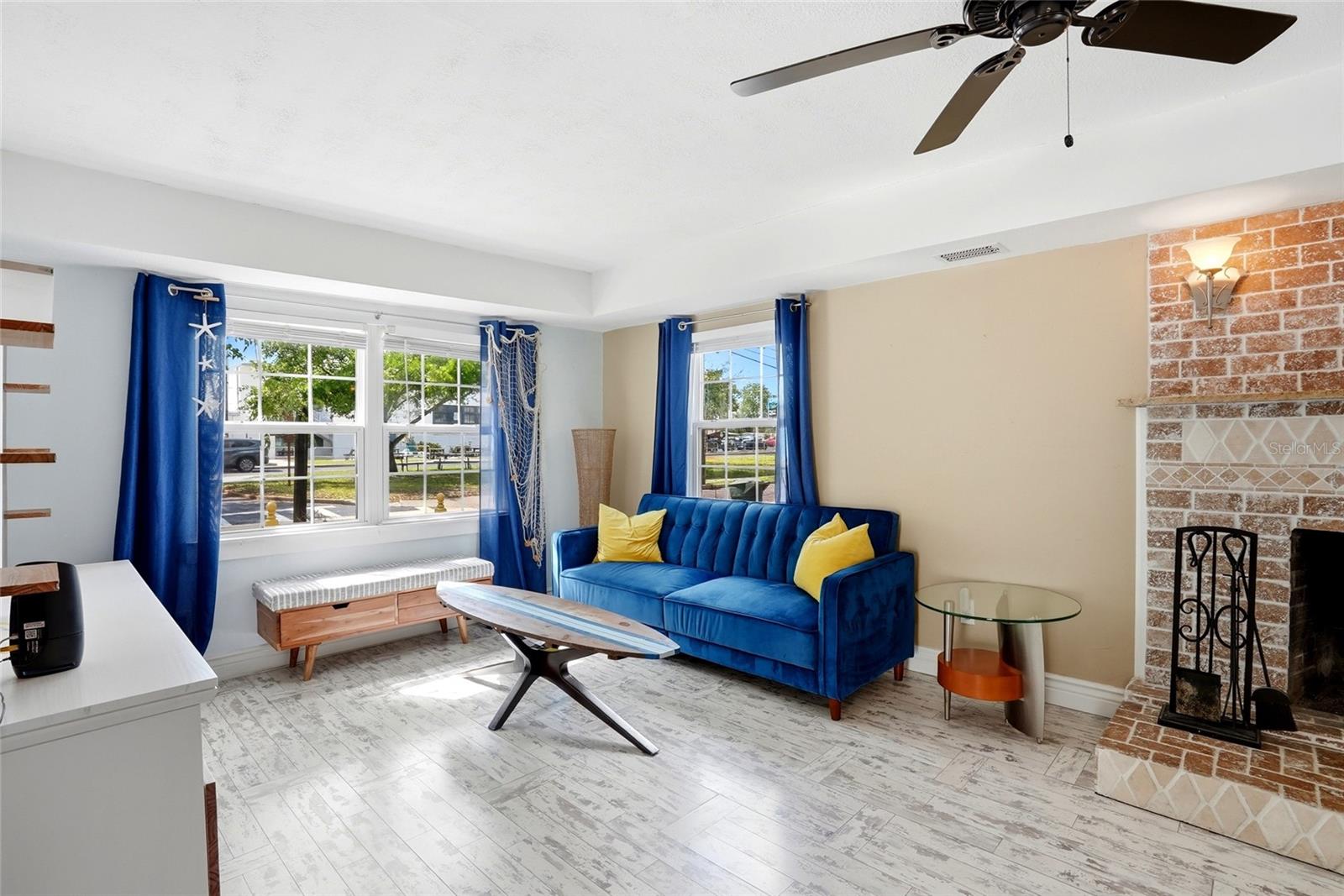 Image 5 of 41 For 516 5th Avenue N