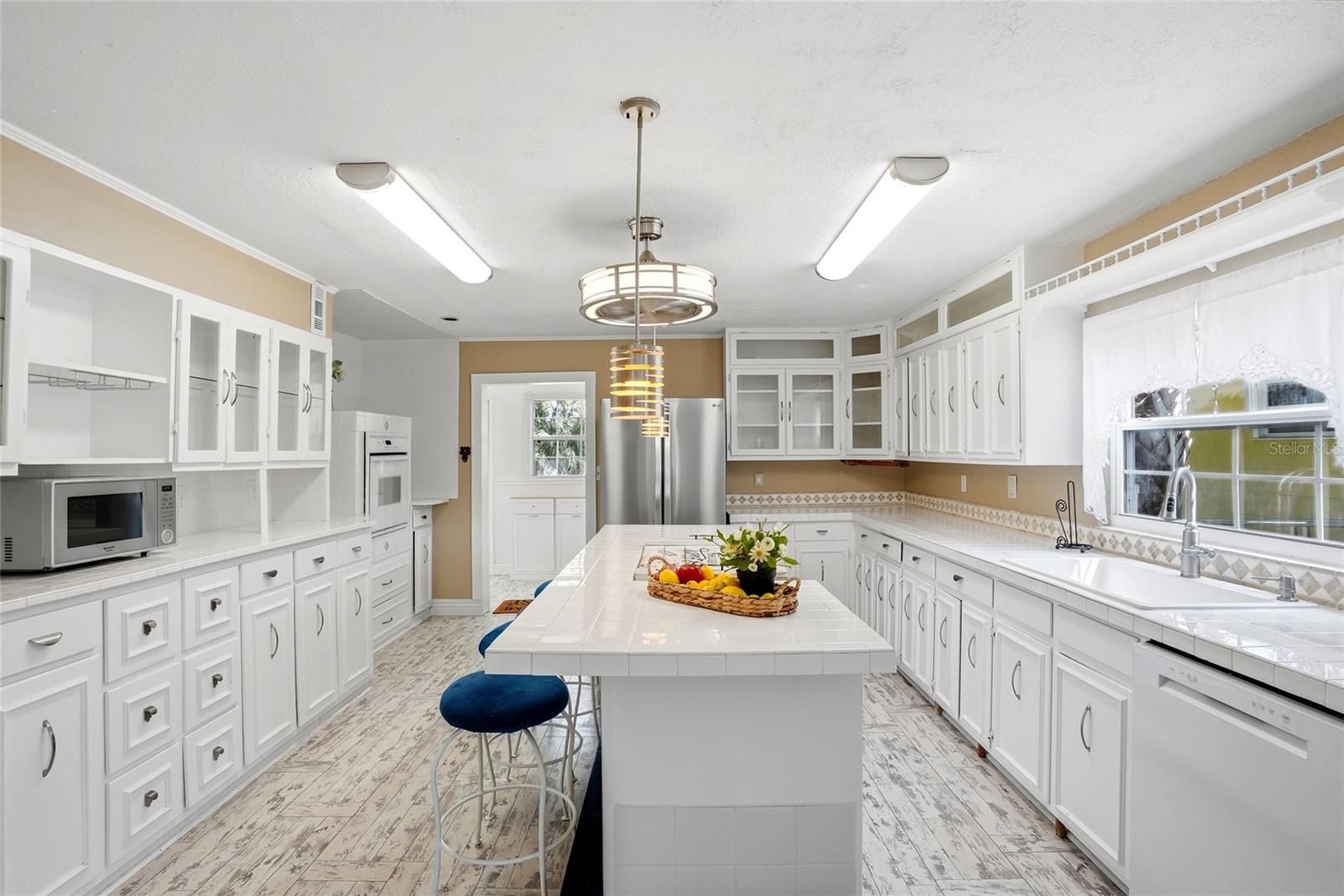 Image 9 of 41 For 516 5th Avenue N