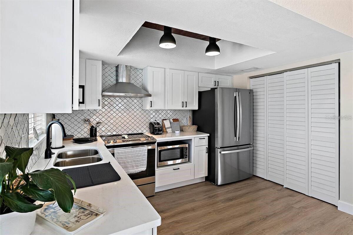 Image 11 of 37 For 7615 Coquina Way