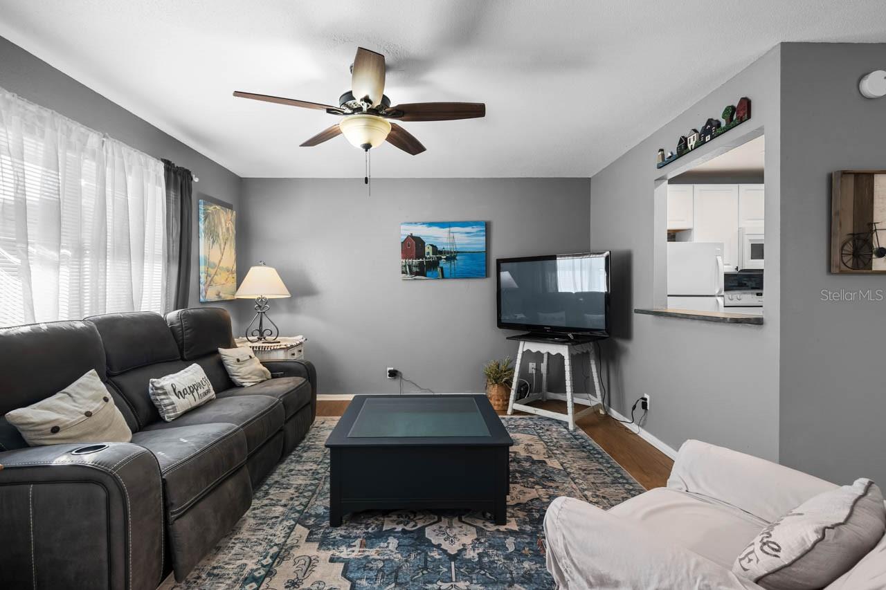 Image 4 of 20 For 1802 Bedford Terrace 182