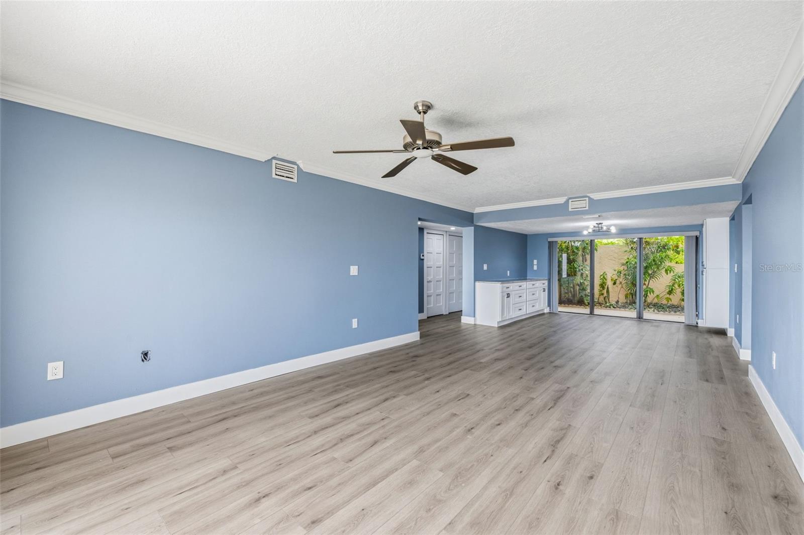 Image 24 of 45 For 7520 Sunshine Skyway Lane S T22