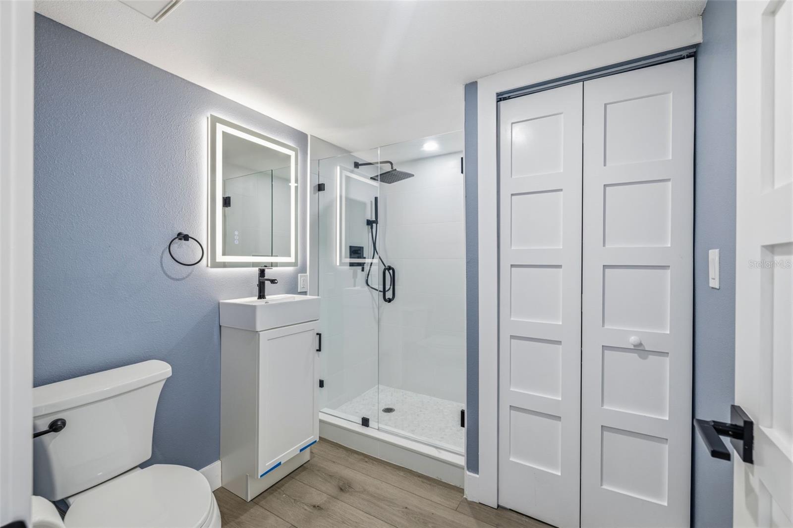 Image 33 of 45 For 7520 Sunshine Skyway Lane S T22