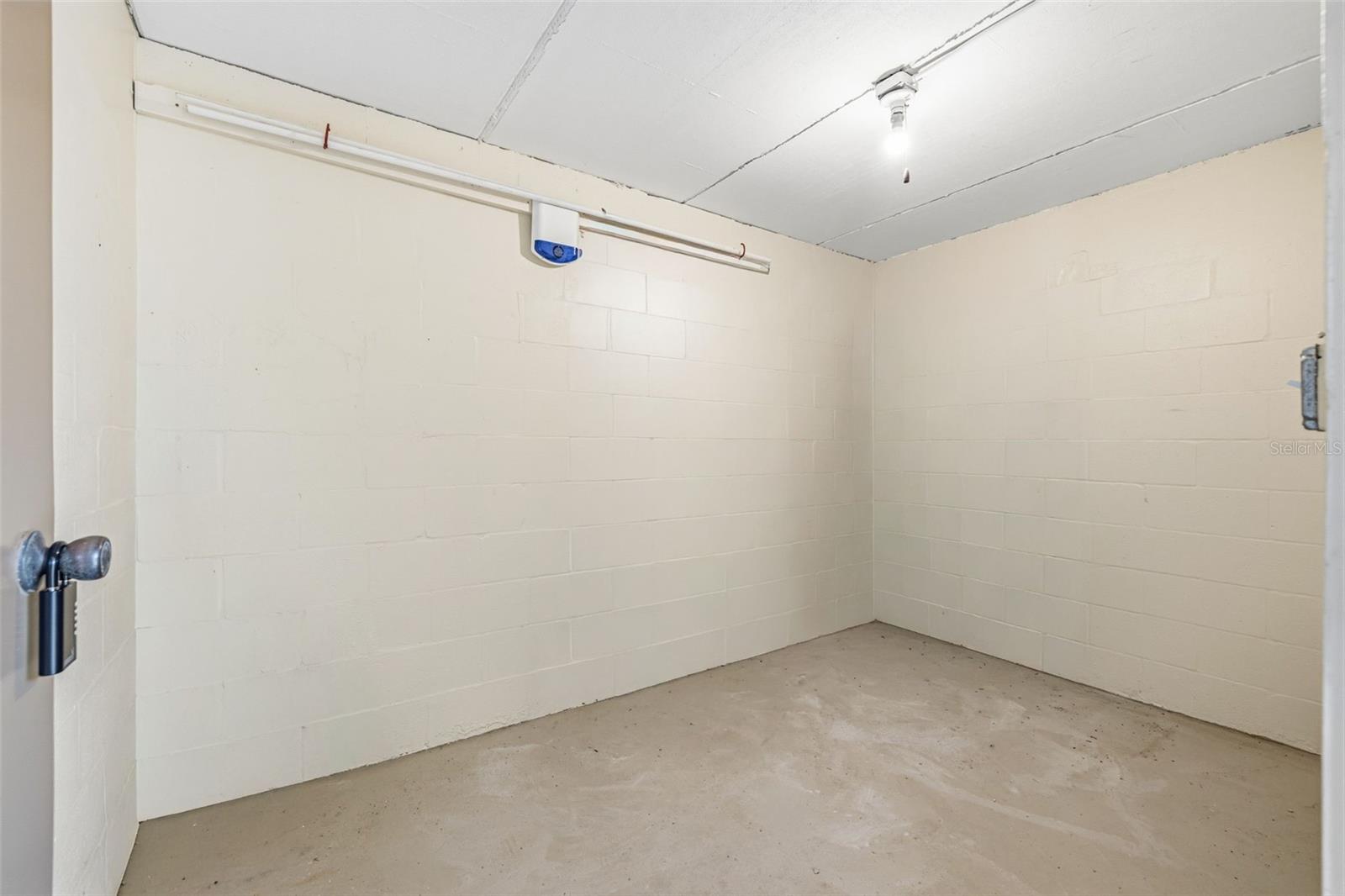 Image 36 of 45 For 7520 Sunshine Skyway Lane S T22