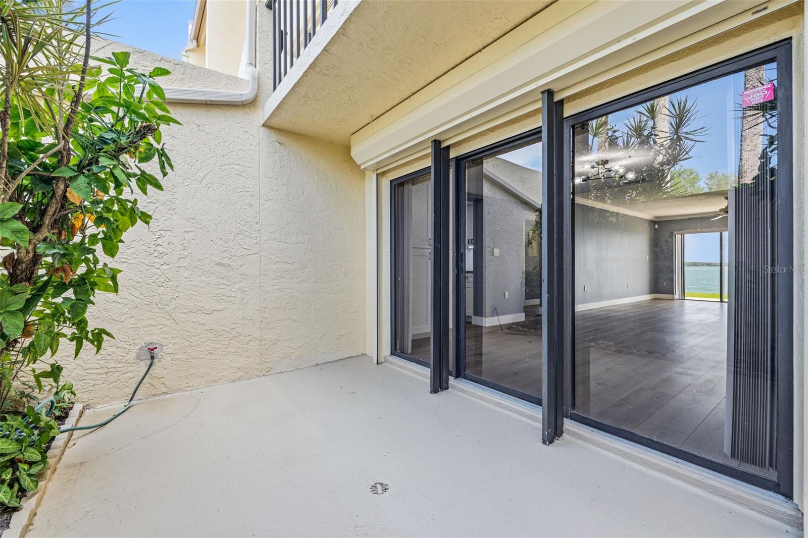 Image 6 of 45 For 7520 Sunshine Skyway Lane S T22